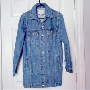 Forever 21 long denim jean jacket. Size Small
